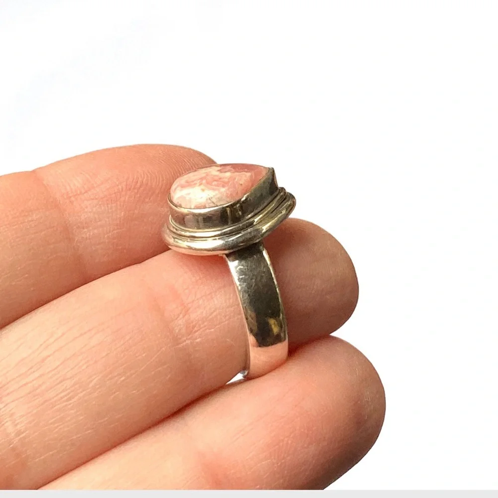 Vintage Sterling Silver Pink Rhodochrosite Ring Size 6